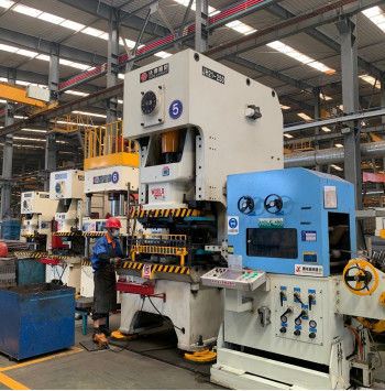 380V / 50Hz / 3 φάσεις τροφοδοσία SINOCORP 10T πύργος γερανό σε κίτρινο / πράσινο χρώμα