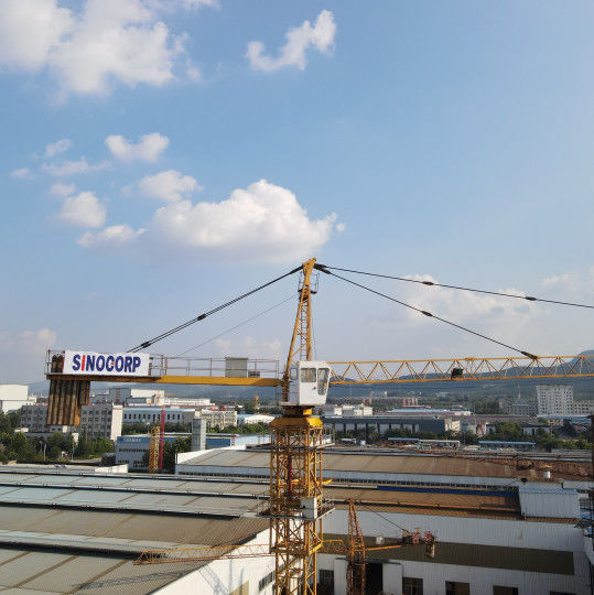 380V / 50Hz / 3 φάσεις τροφοδοσία SINOCORP 10T πύργος γερανό σε κίτρινο / πράσινο χρώμα