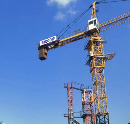 SINOCORP 8 τόνων κτιριακός γερανό-πύργος 60m τύπος σασί / χαμηλής κατανάλωσης γερανό-πύργος με αγκυροβόλο πλαίσιο